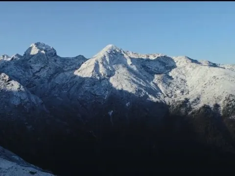 LANGTANG GOSAIKUNDA TREKKING - 16 DAYS