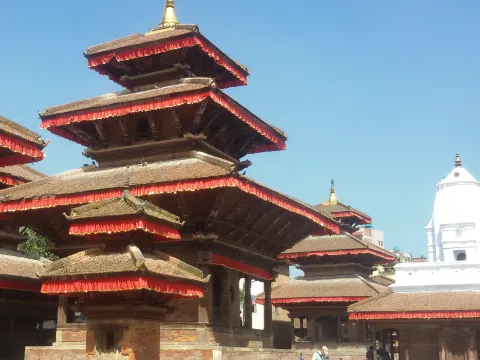 Kathmandu Pokhara Chitwan Lumbini Tour