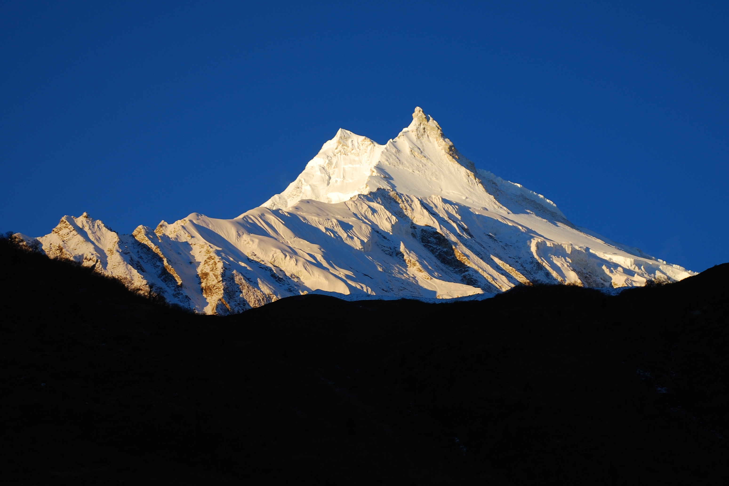 Manaslu Tsum Valley  Trek